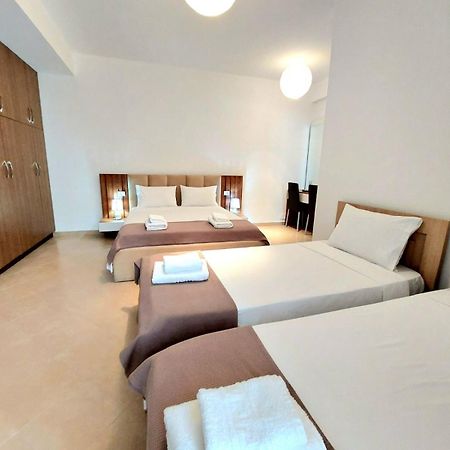 Elizabeth Apartments ヒマラ エクステリア 写真
